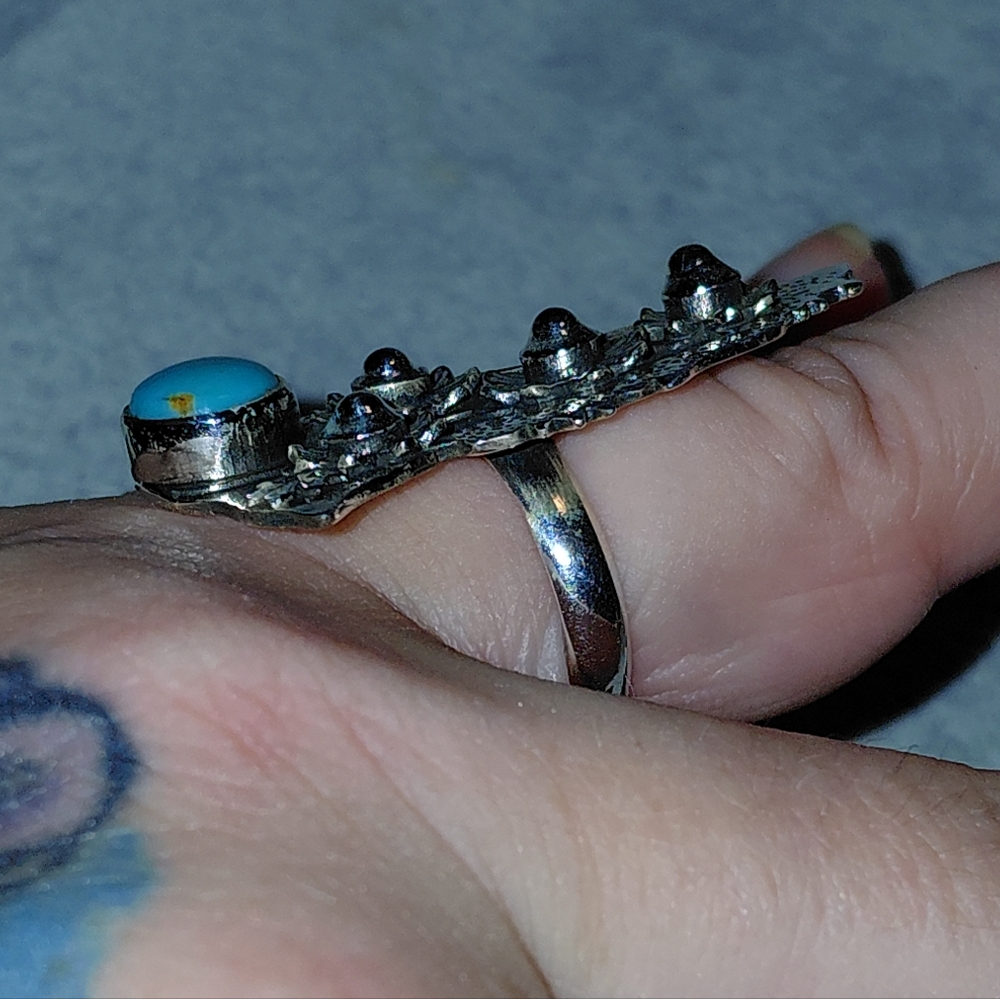 Silver and Turquoise Wolf Floral Statement Ring - Picture 7 of 14
